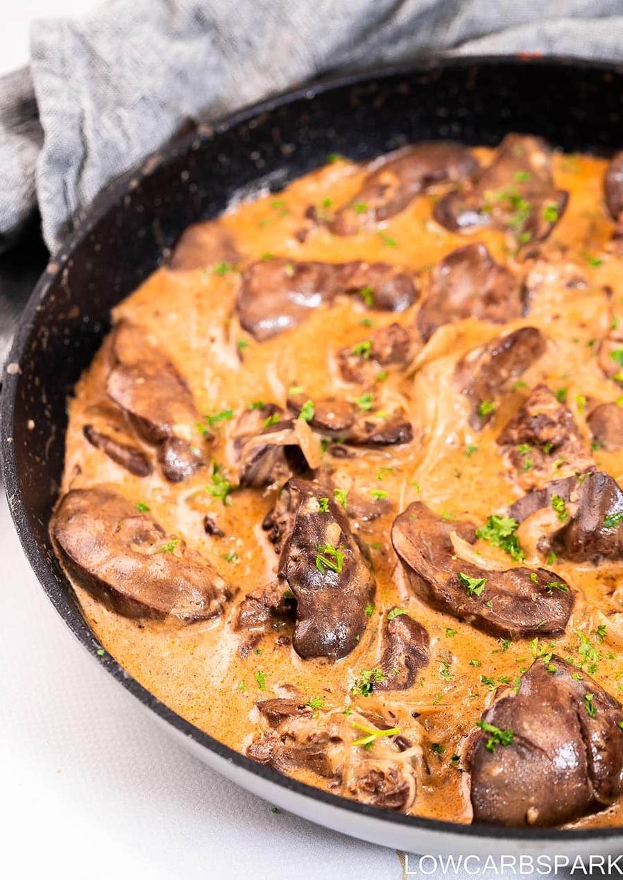 This dish proves that chicken liver can be a delicious choice.