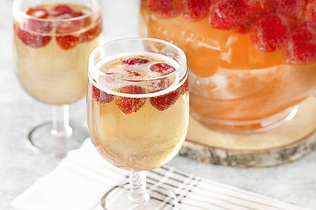  This drink is easy to make but looks and tastes like a fancy cocktail.