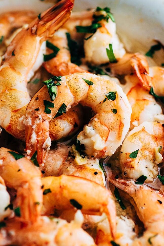  This garlic shrimp recipe will make your taste buds dance.