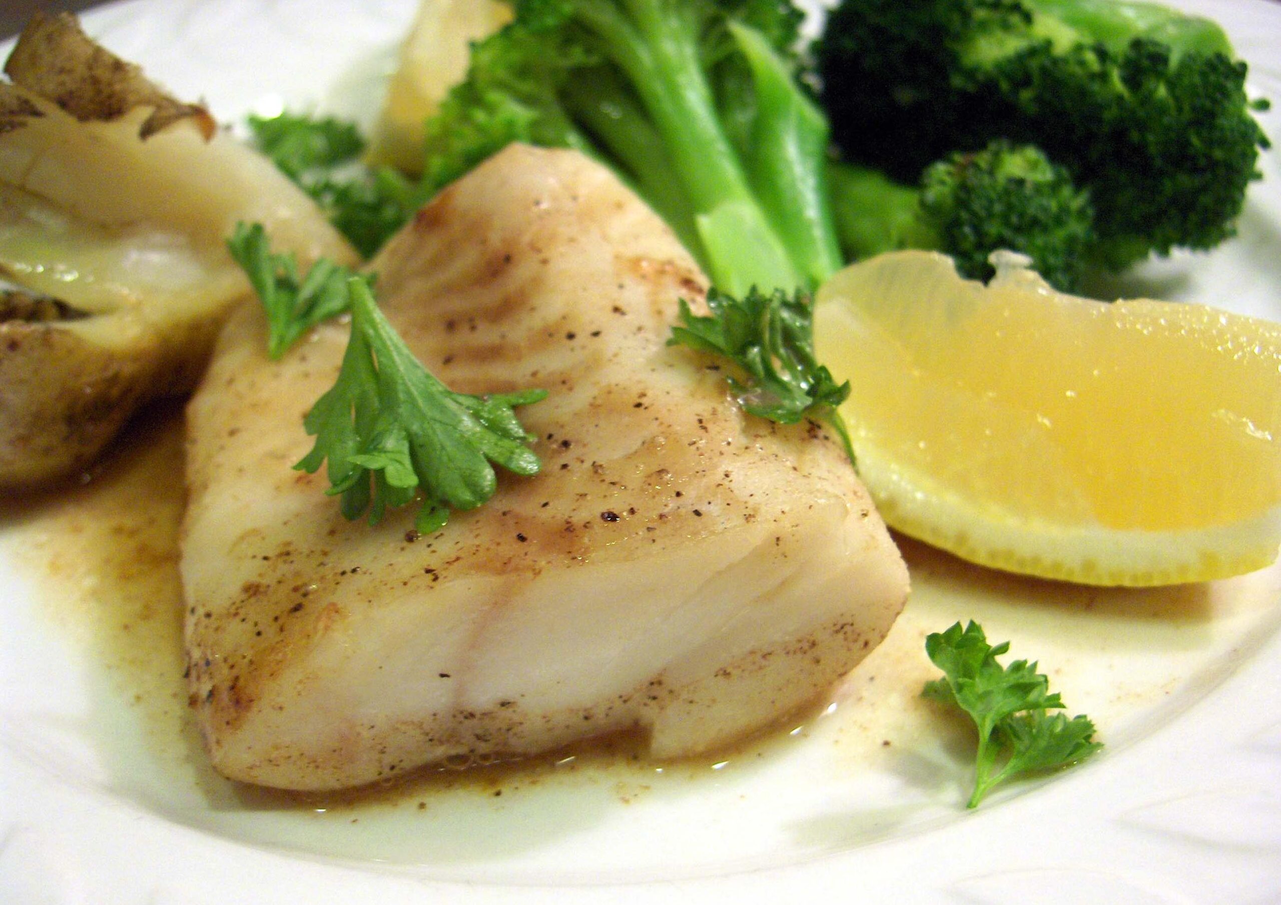  This oven-baked fish recipe is healthy and easy to prepare.