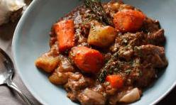 Veal Stew With Red Wine and Peppers