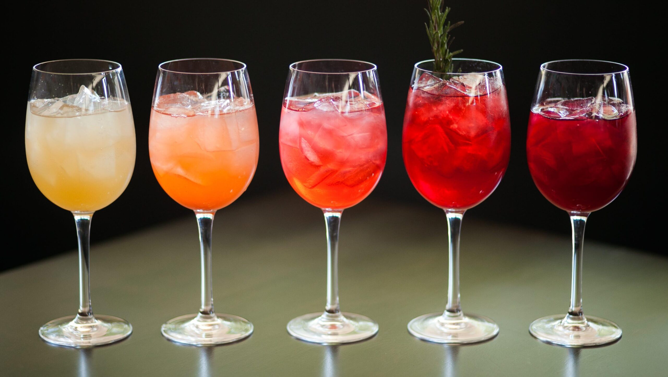 Easy & Refreshing Wine Coolers Recipe for Summer Days