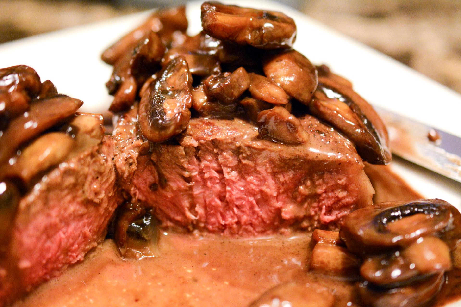  Your taste buds will thank you when you try this pepper steak with port-wine mushroom sauce.